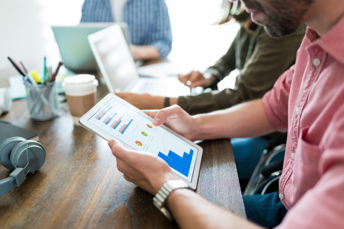 Como o autosserviço de chopp auxilia na gestão financeira do seu bar?