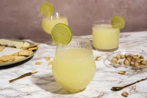 Caipirinha de Jambu com Caju