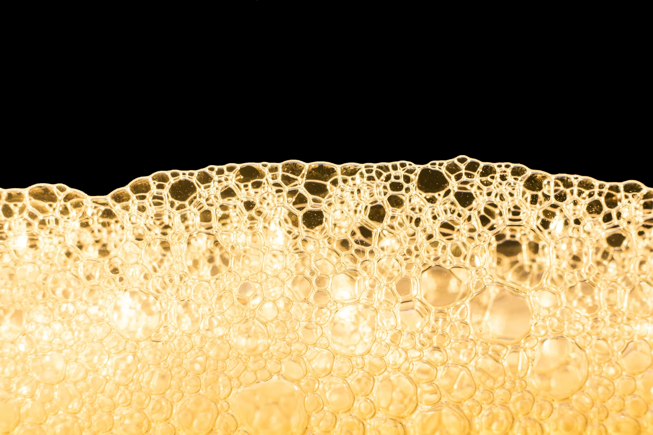 Chopp com muita espuma? Saiba o que causa e como resolver!