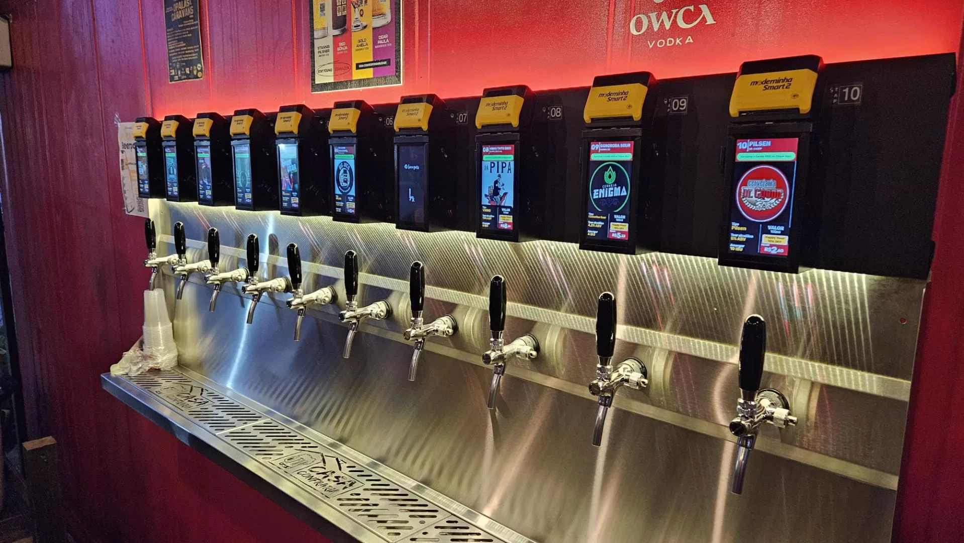 Parede automatizada com módulos Smart da Beerpass. Solução vai estar no Festival Brasileiro da Cerveja de Blumenau